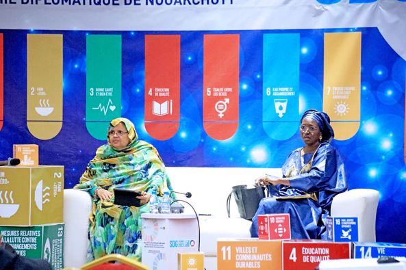  رئيسة جهة نواكشوط تحاضر عن مساهمة التجمعات المحلية في تحقيق أهداف التنمية المستدامة